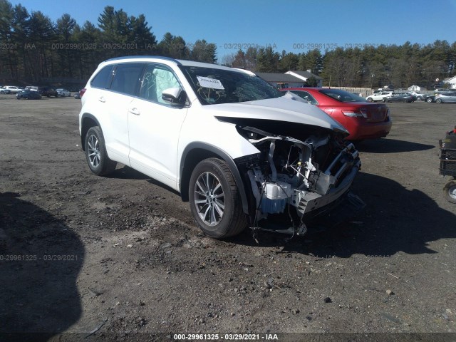 TOYOTA HIGHLANDER 2017 5tdjzrfhxhs415993