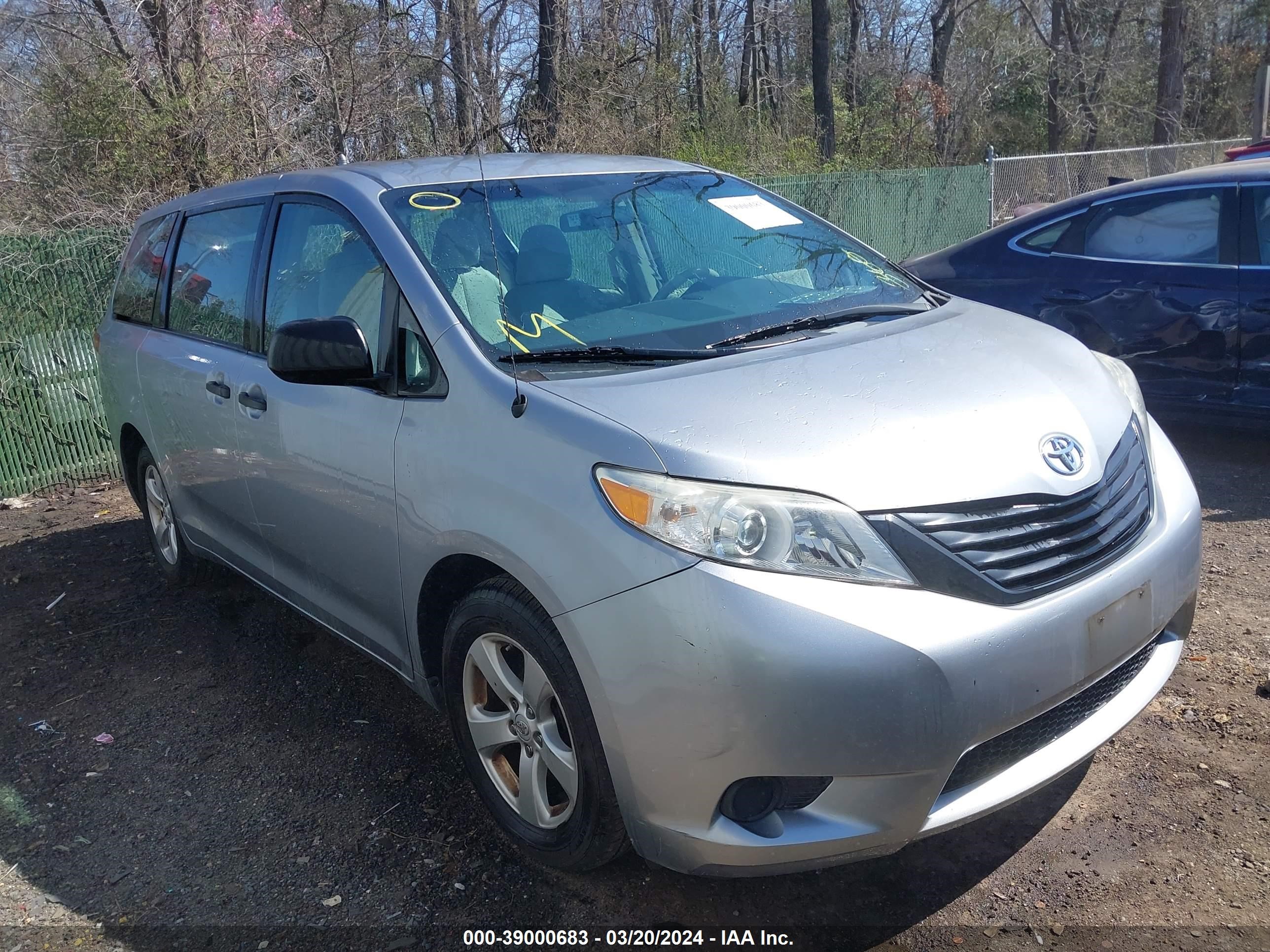 TOYOTA SIENNA 2012 5tdka3dc0cs009939