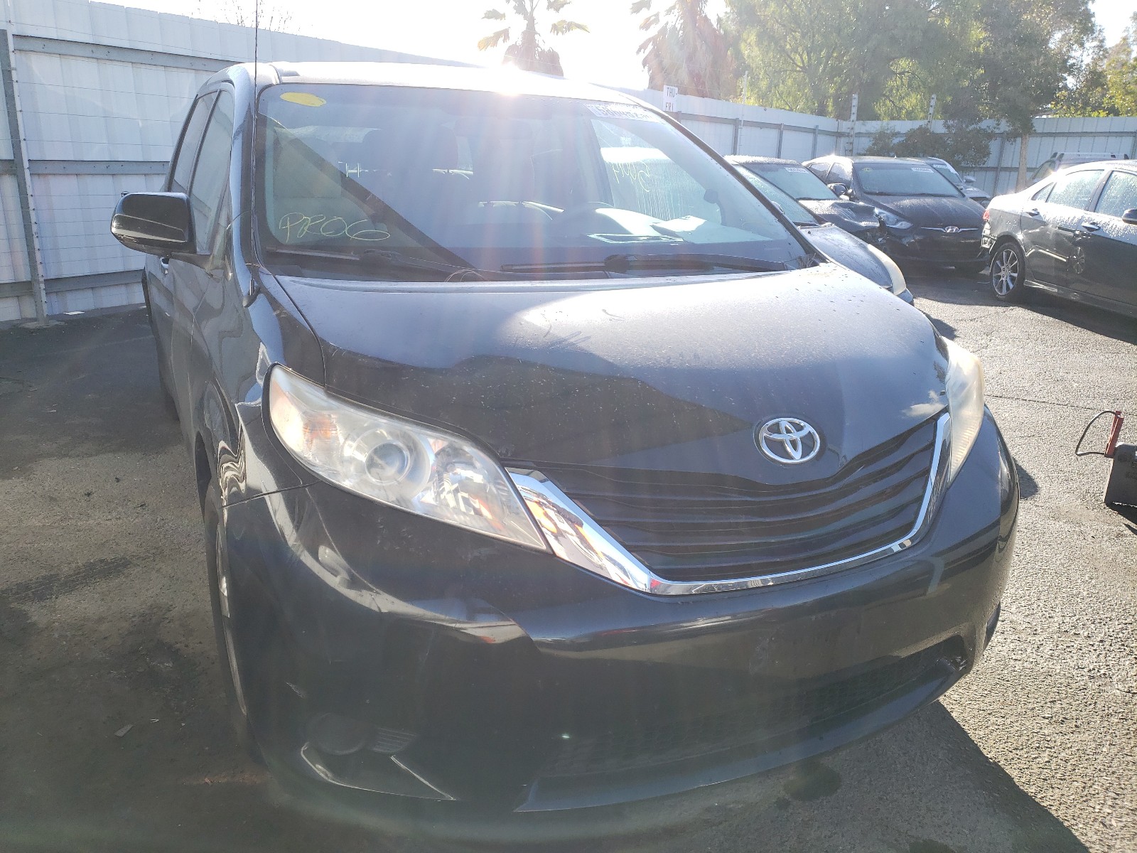 TOYOTA SIENNA BAS 2012 5tdka3dc2cs013460