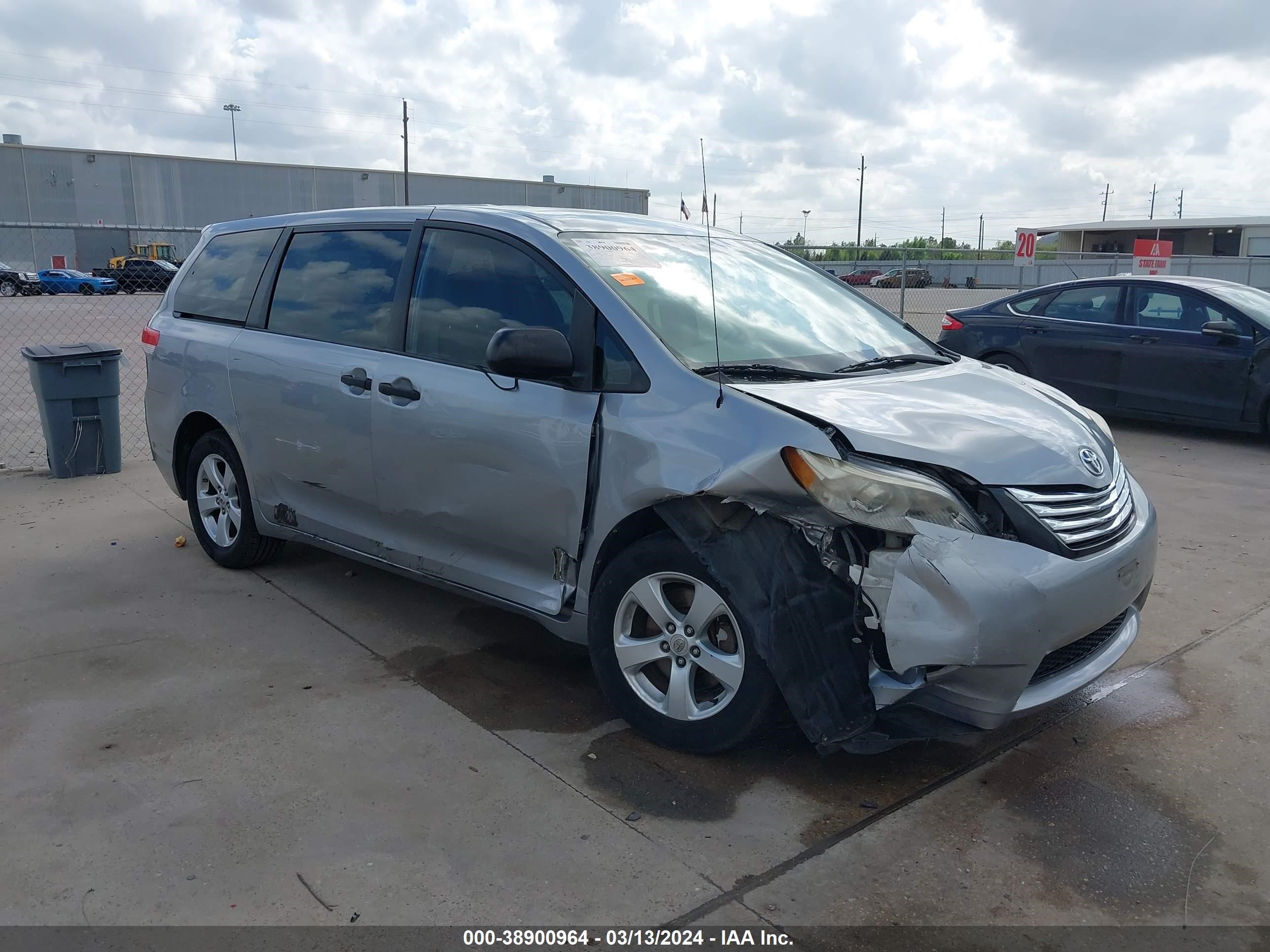 TOYOTA SIENNA 2012 5tdka3dc5cs012299