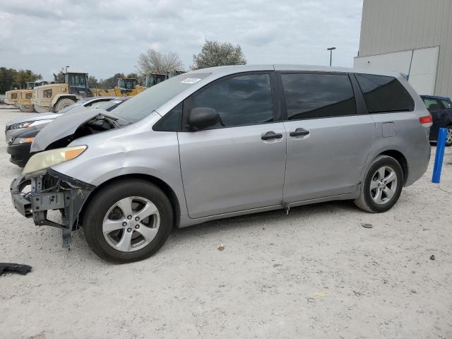 TOYOTA SIENNA 2011 5tdka3dc6bs001052