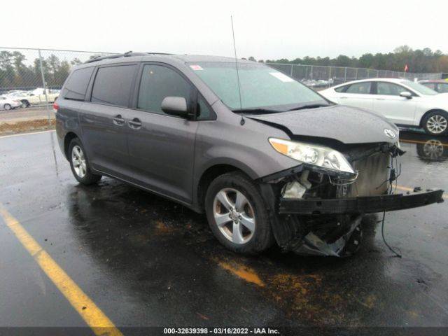 TOYOTA SIENNA 2011 5tdka3dc7bs003148