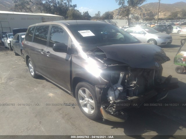 TOYOTA SIENNA 2011 5tdka3dc9bs001210