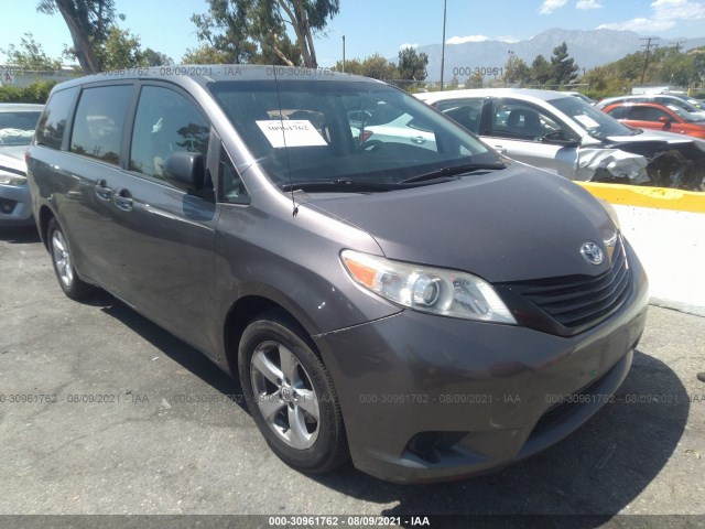 TOYOTA SIENNA 2011 5tdka3dcxbs006643