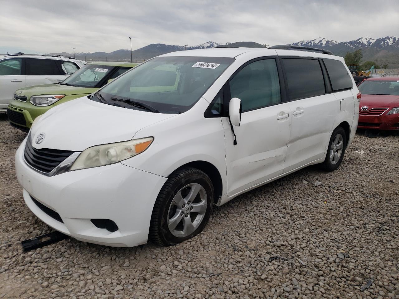 TOYOTA SIENNA 2011 5tdka3dcxbs008893