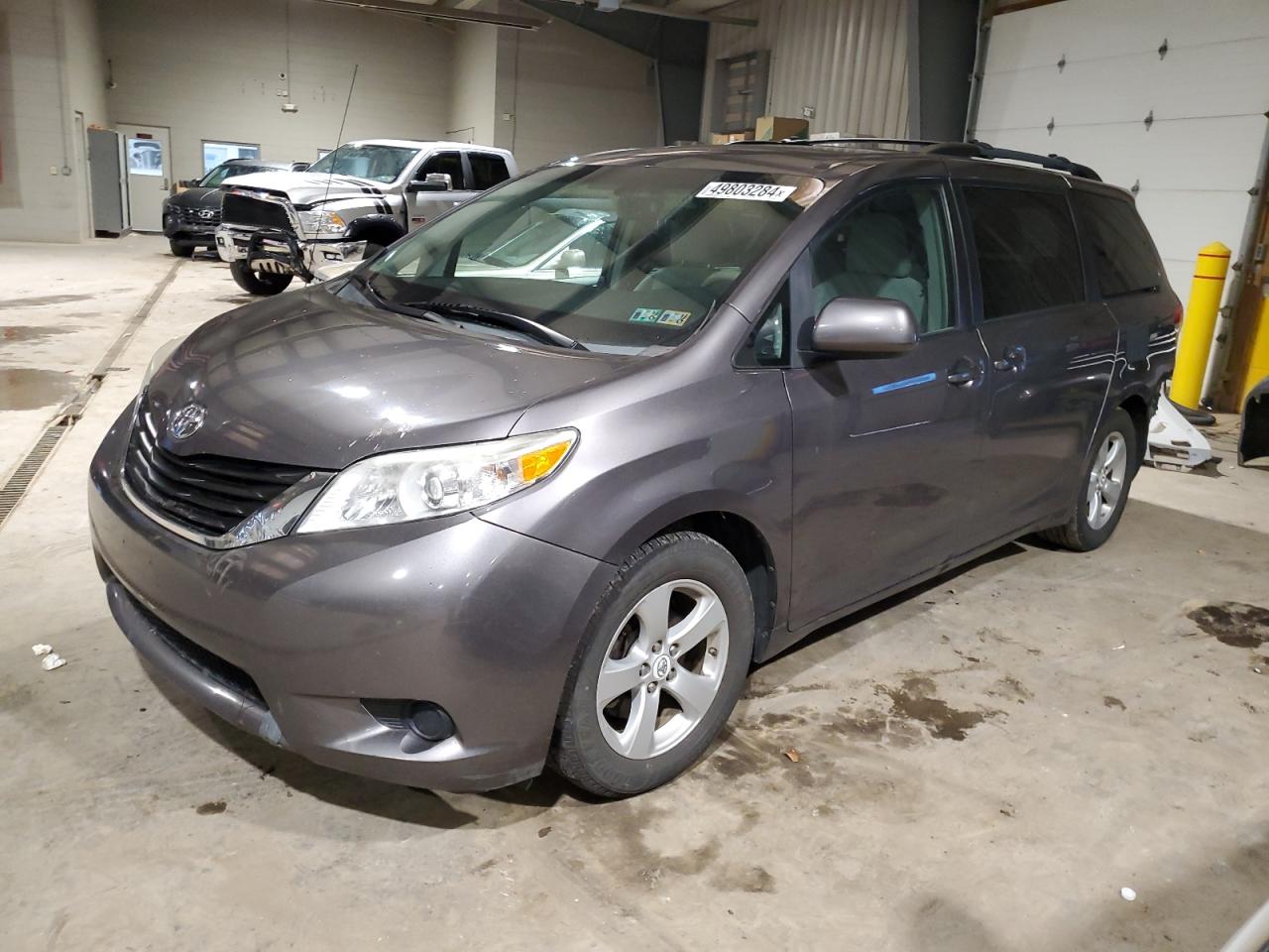 TOYOTA SIENNA 2011 5tdkk3dc0bs007748