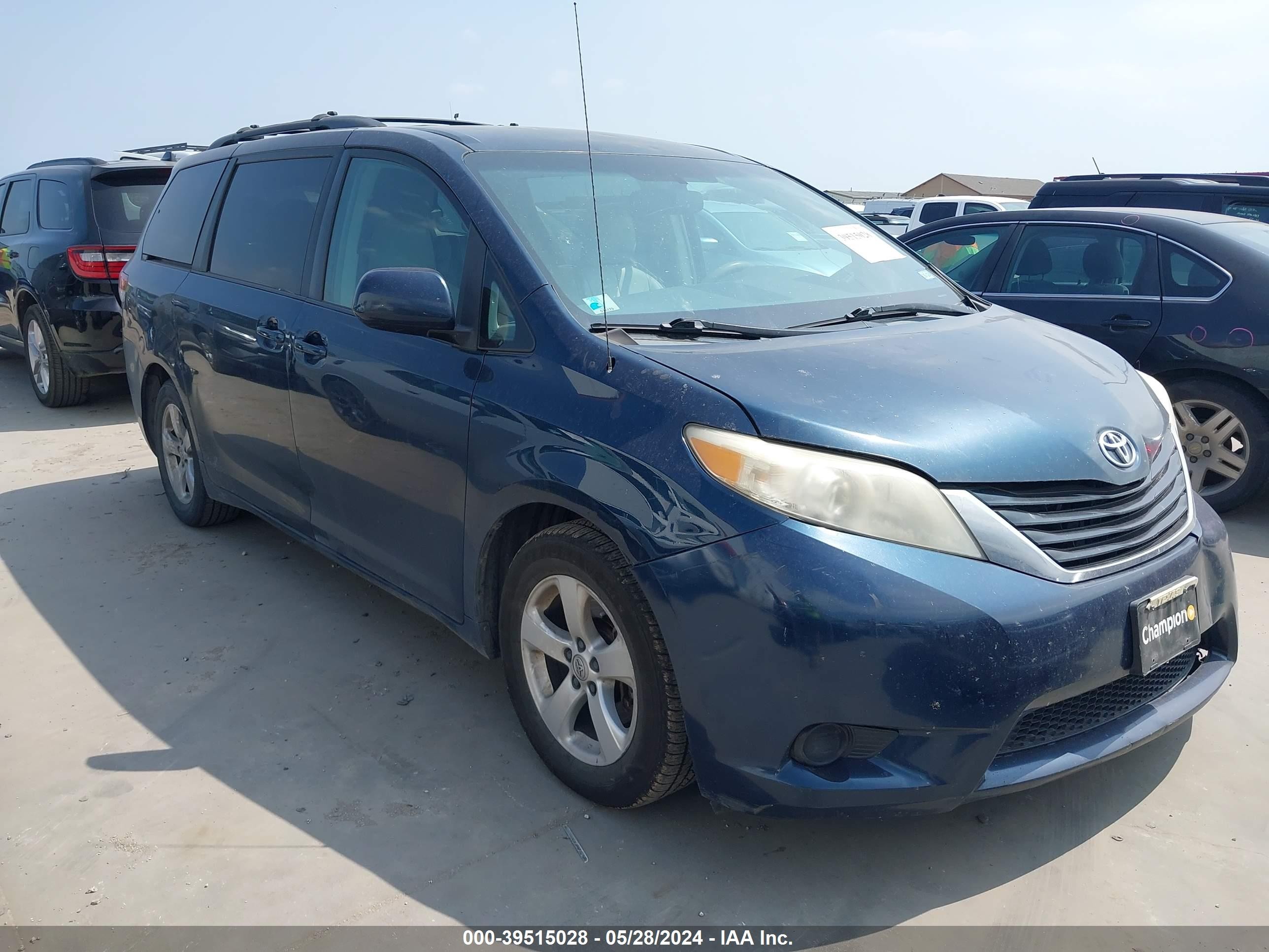 TOYOTA SIENNA 2011 5tdkk3dc0bs046761