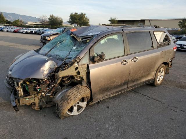 TOYOTA SIENNA LE 2013 5tdkk3dc0ds352443