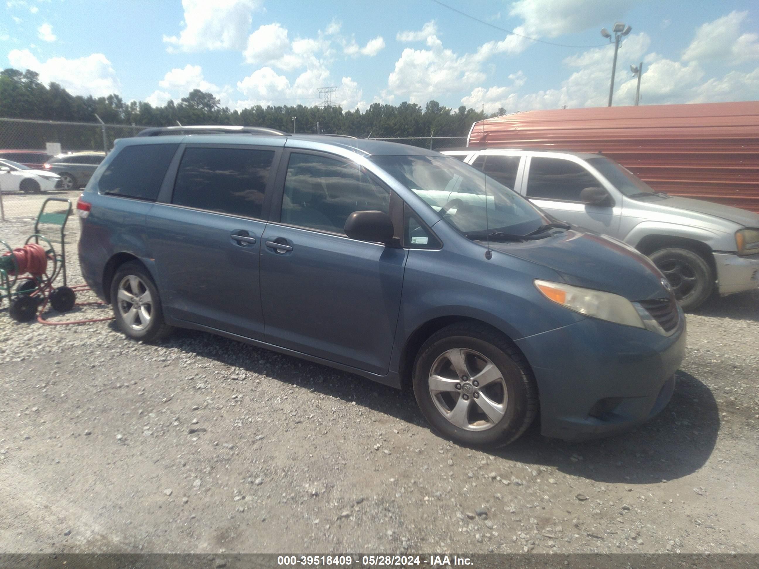 TOYOTA SIENNA 2013 5tdkk3dc0ds400586