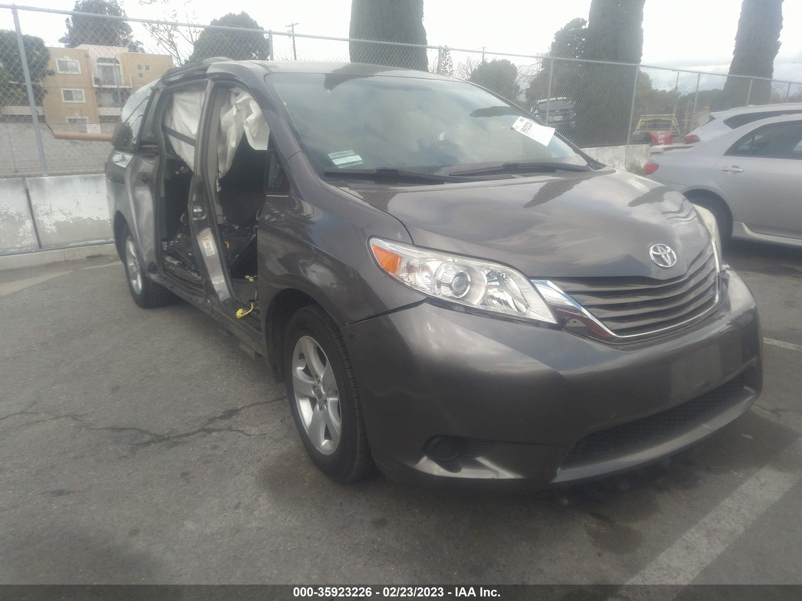 TOYOTA SIENNA 2016 5tdkk3dc0gs727574