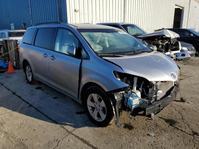 TOYOTA SIENNA LE 2016 5tdkk3dc0gs739014