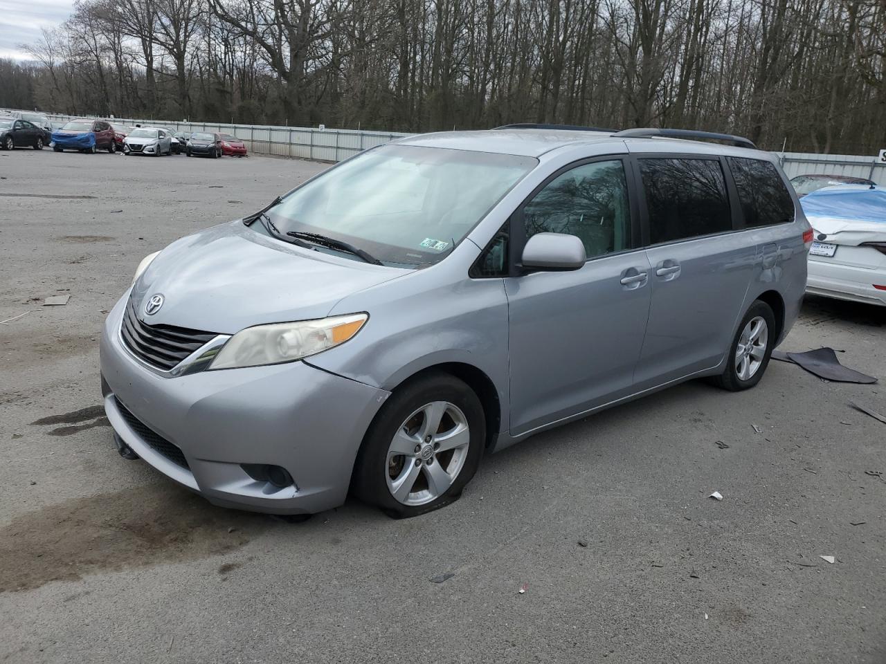 TOYOTA SIENNA 2013 5tdkk3dc1ds361264