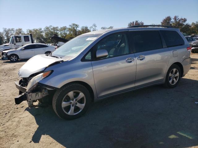 TOYOTA SIENNA LE 2013 5tdkk3dc1ds372135