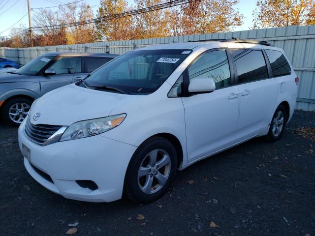 TOYOTA SIENNA LE 2011 5tdkk3dc2bs030917