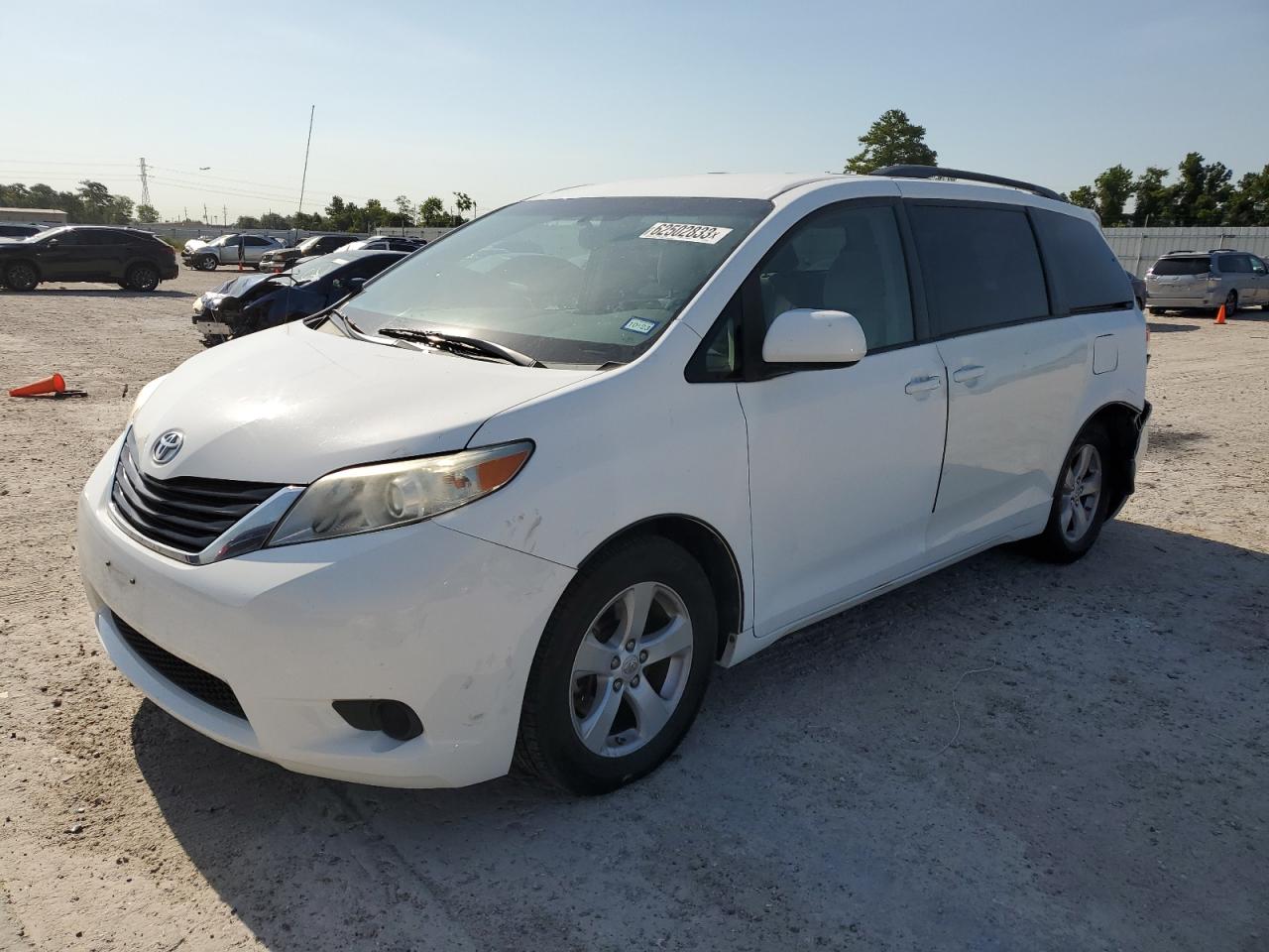 TOYOTA SIENNA 2011 5tdkk3dc2bs093497