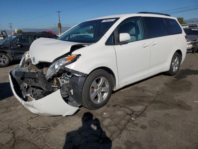 TOYOTA SIENNA LE 2013 5tdkk3dc2ds374251