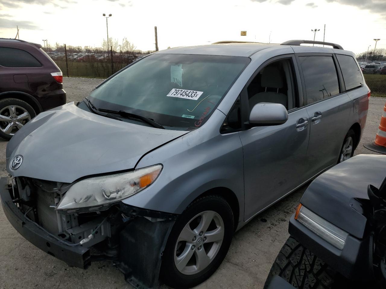 TOYOTA SIENNA 2013 5tdkk3dc2ds405367