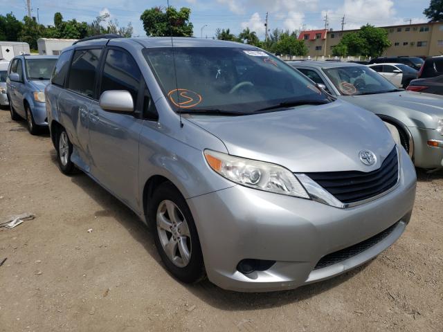 TOYOTA SIENNA LE 2014 5tdkk3dc2es493211