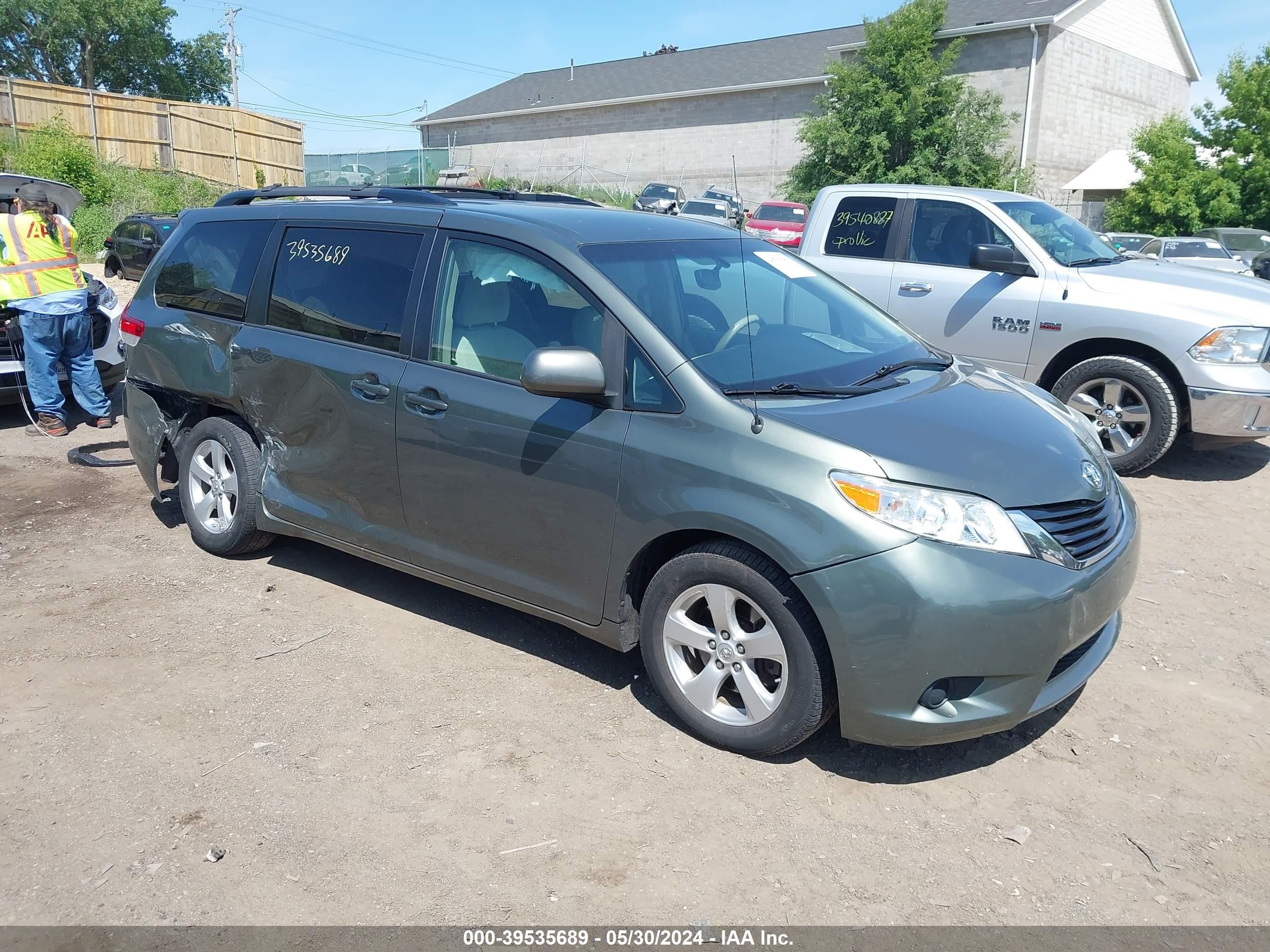 TOYOTA SIENNA 2014 5tdkk3dc2es524859