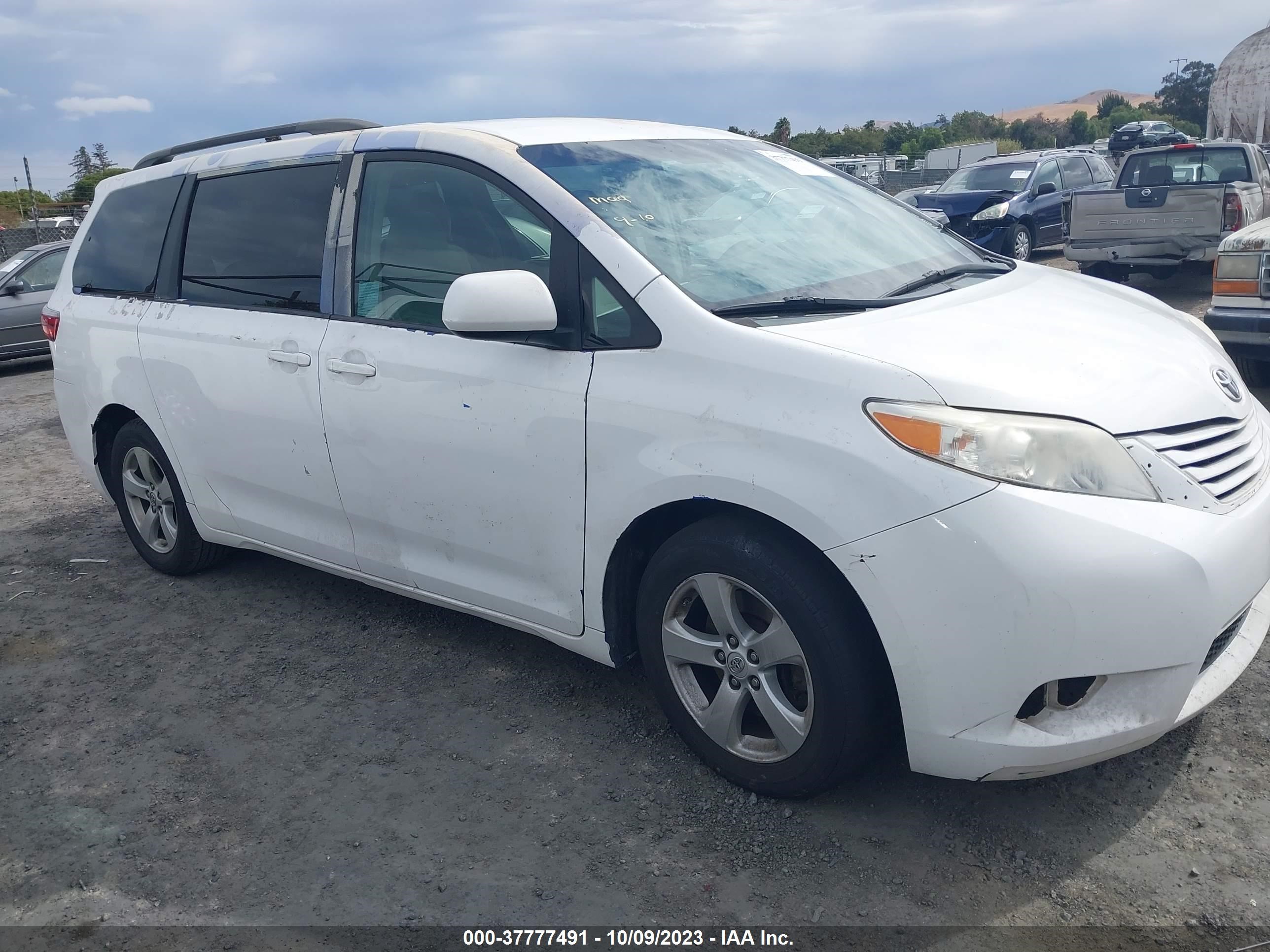 TOYOTA SIENNA 2015 5tdkk3dc2fs540433