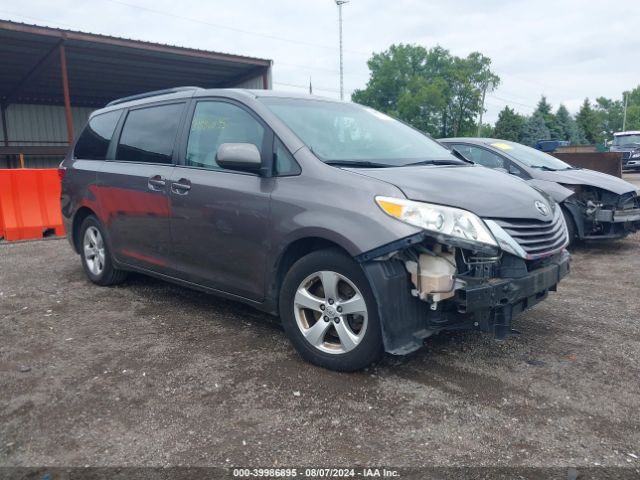 TOYOTA SIENNA 2016 5tdkk3dc2gs712400