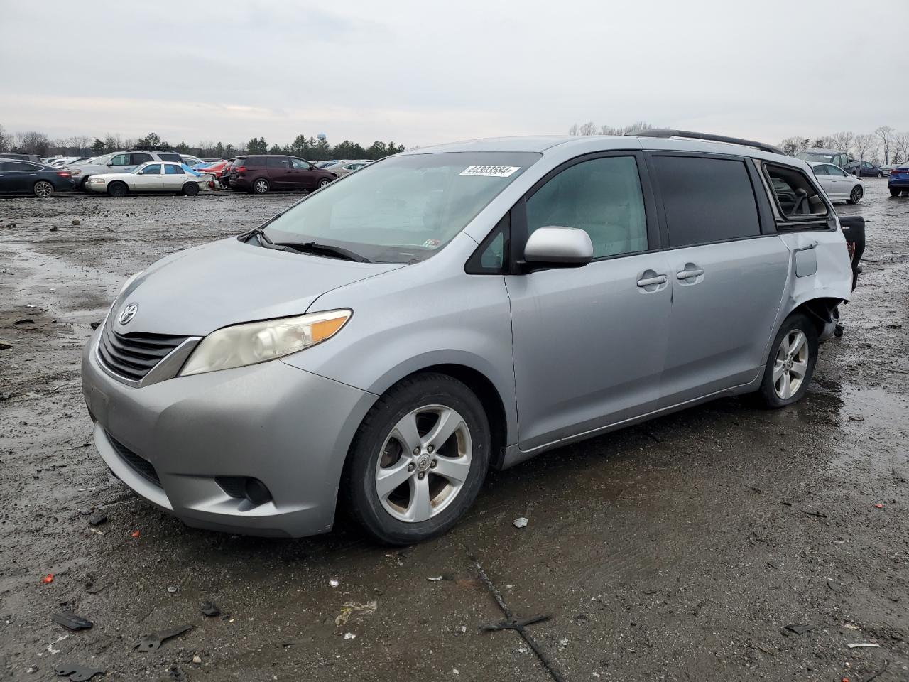 TOYOTA SIENNA 2011 5tdkk3dc3bs044020