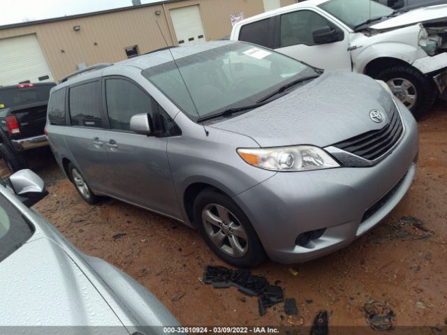 TOYOTA SIENNA 2013 5tdkk3dc3ds280055