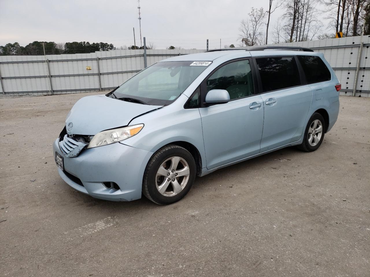 TOYOTA SIENNA 2015 5tdkk3dc3fs680264