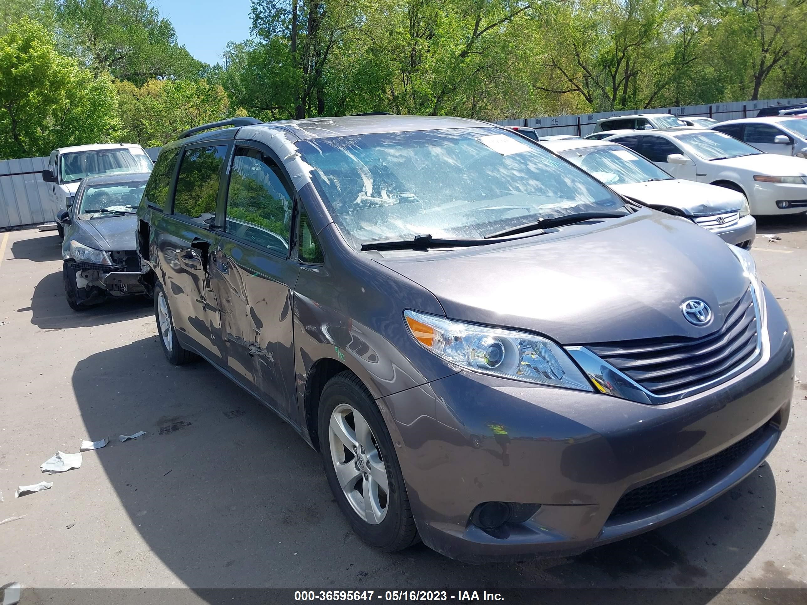 TOYOTA SIENNA 2016 5tdkk3dc3gs703950