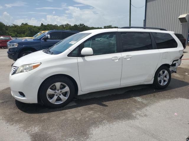 TOYOTA SIENNA LE 2016 5tdkk3dc3gs746202