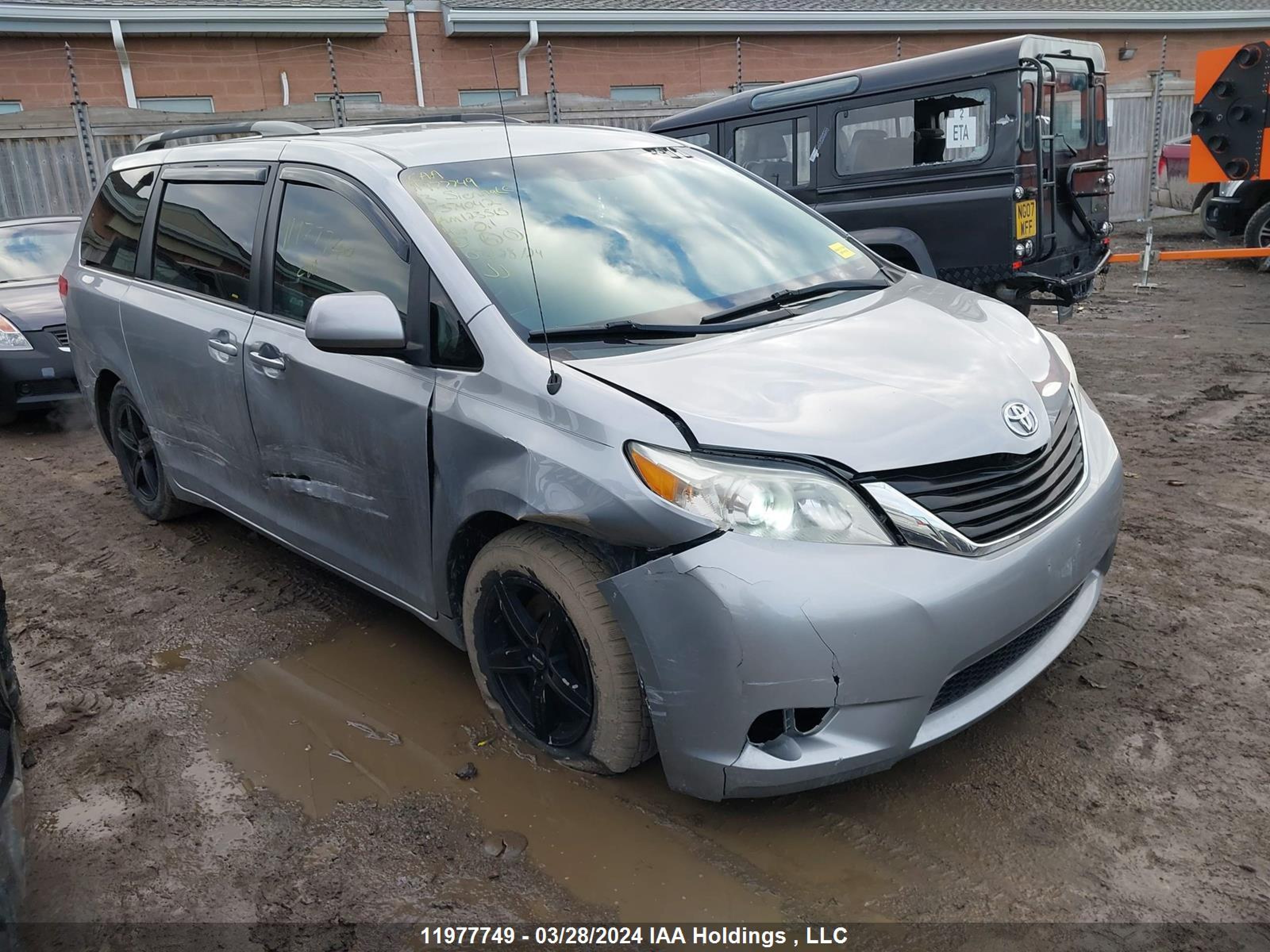 TOYOTA SIENNA 2013 5tdkk3dc4ds374042