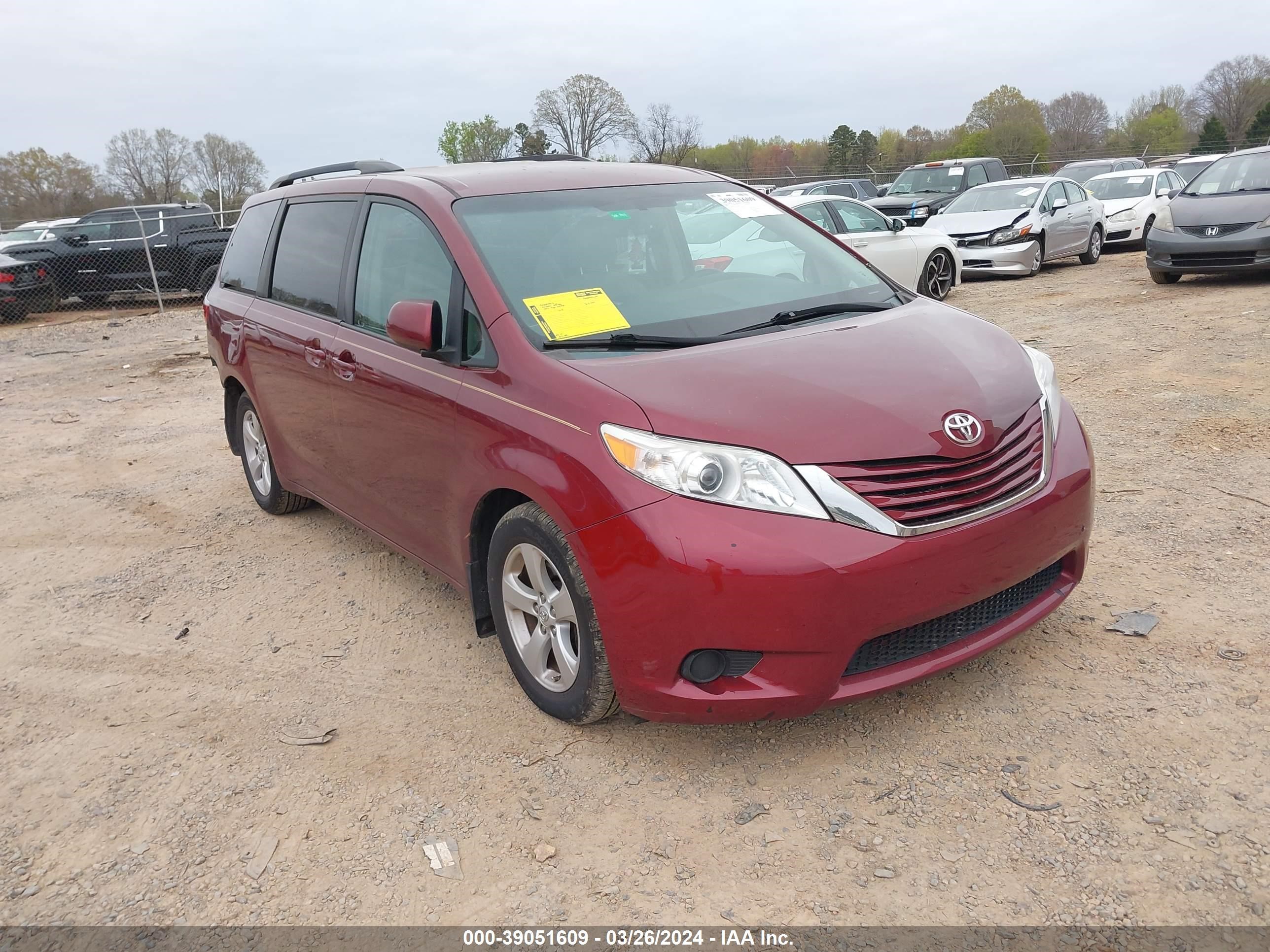 TOYOTA SIENNA 2015 5tdkk3dc4fs550669