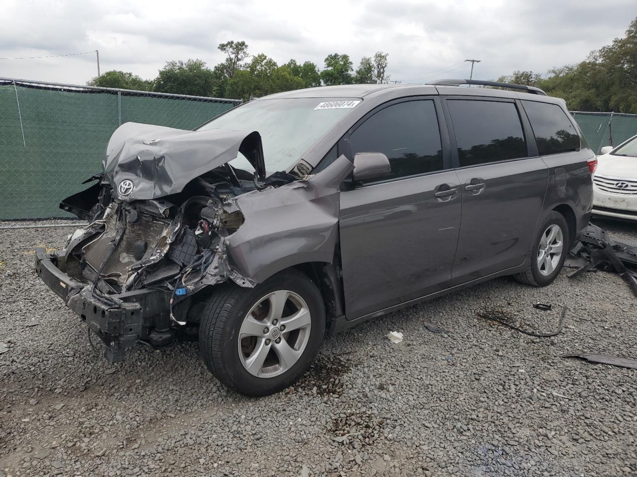 TOYOTA SIENNA 2015 5tdkk3dc4fs572574