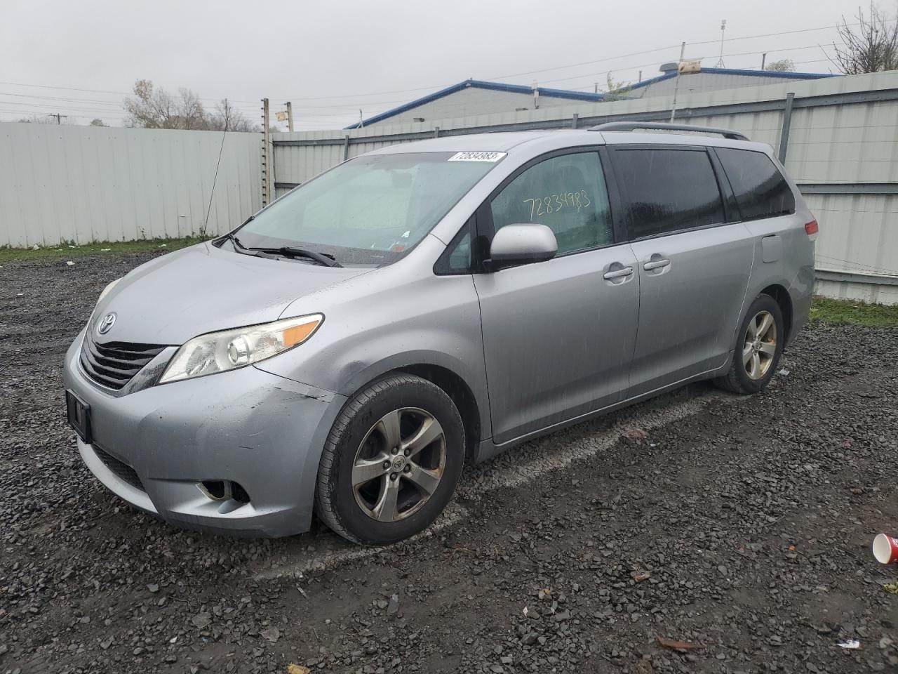 TOYOTA SIENNA 2011 5tdkk3dc5bs001492