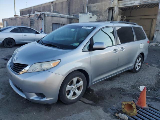 TOYOTA SIENNA LE 2011 5tdkk3dc5bs039658