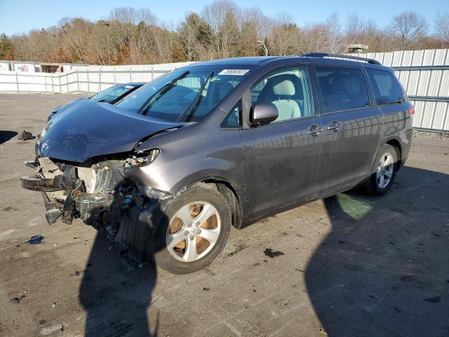 TOYOTA SIENNA LE 2014 5tdkk3dc5es448957