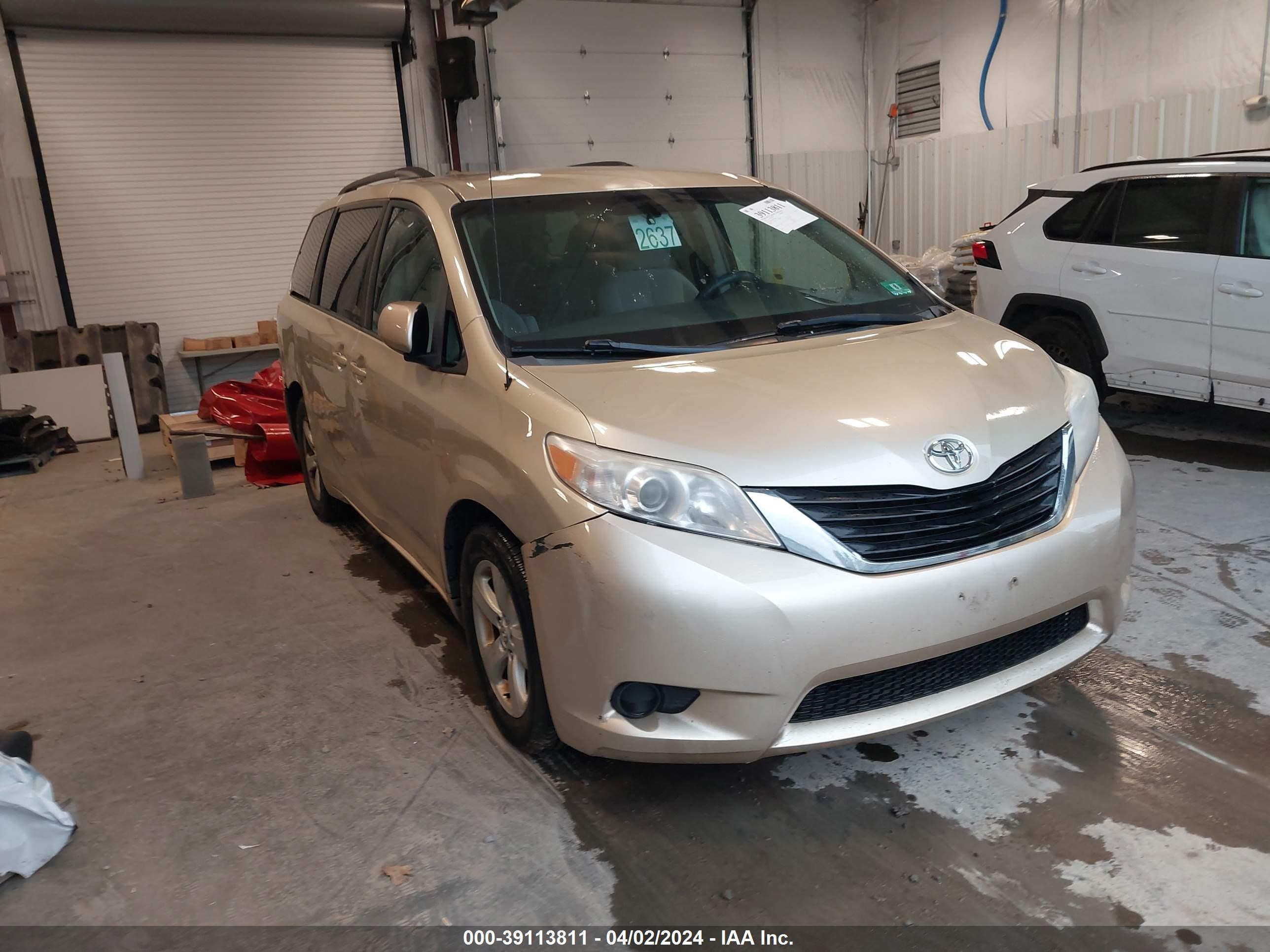 TOYOTA SIENNA 2014 5tdkk3dc5es463801