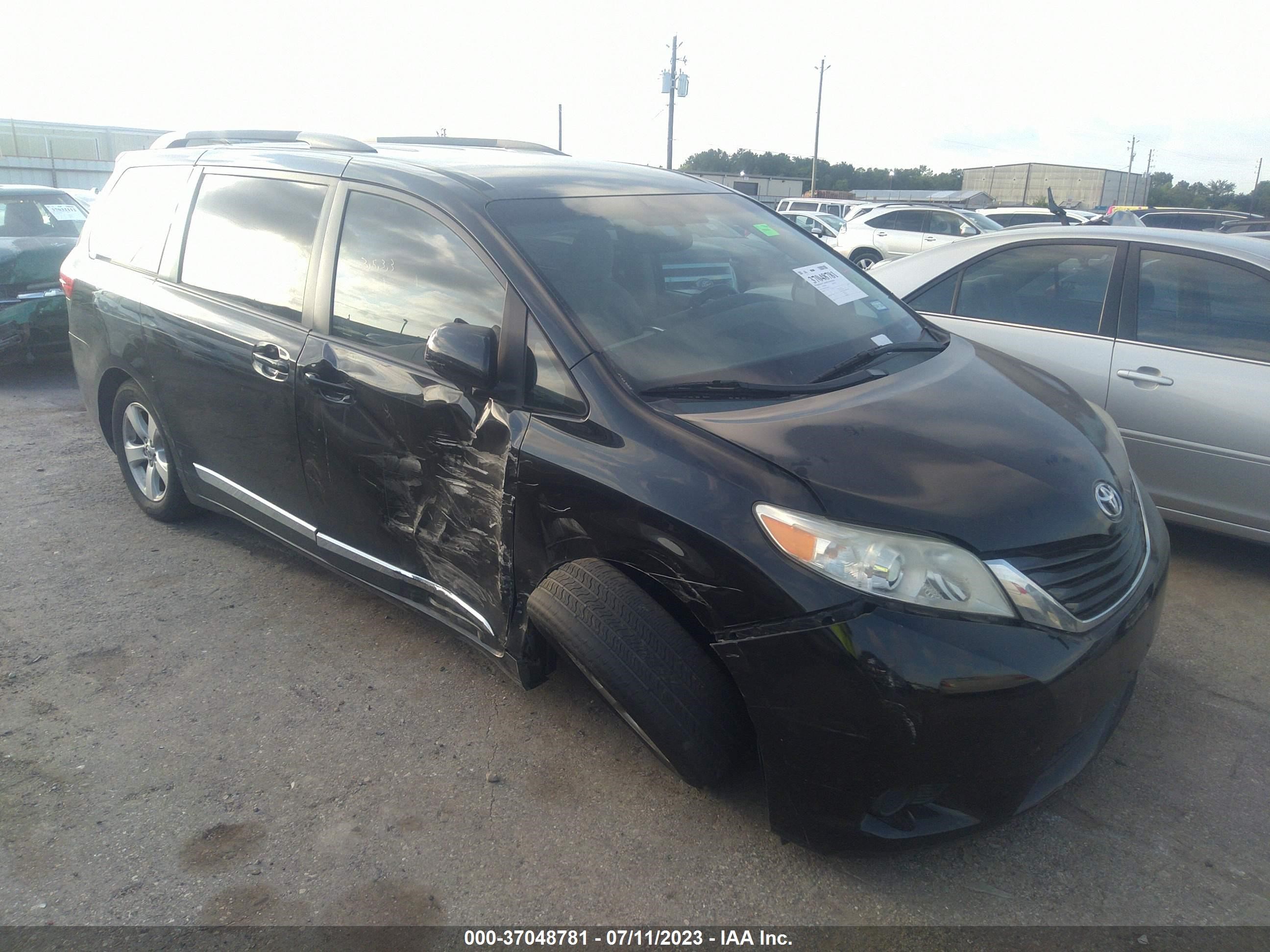 TOYOTA SIENNA 2015 5tdkk3dc5fs529829