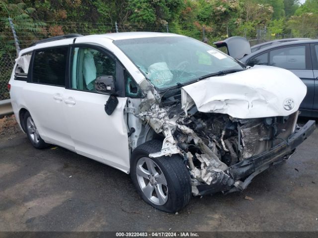 TOYOTA SIENNA 2011 5tdkk3dc6bs072880