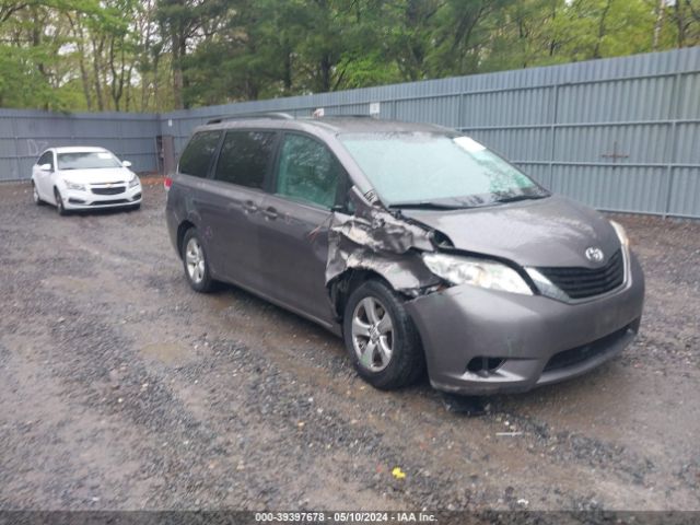 TOYOTA SIENNA 2013 5tdkk3dc6ds389660