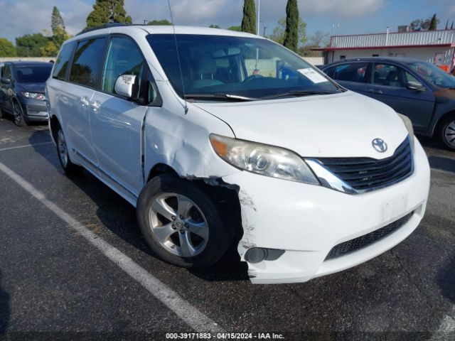 TOYOTA SIENNA 2014 5tdkk3dc6es448384