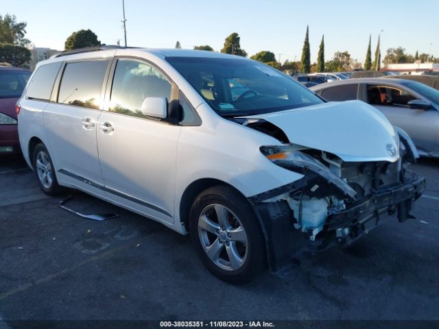 TOYOTA SIENNA 2015 5tdkk3dc6fs618387