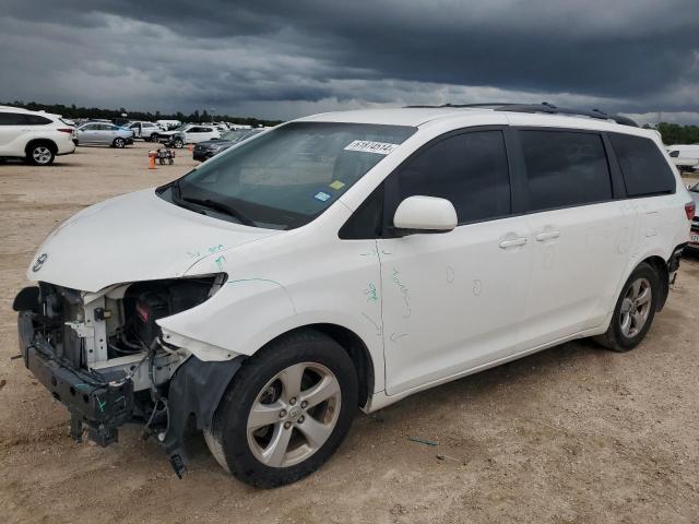 TOYOTA SIENNA LE 2015 5tdkk3dc6fs673177