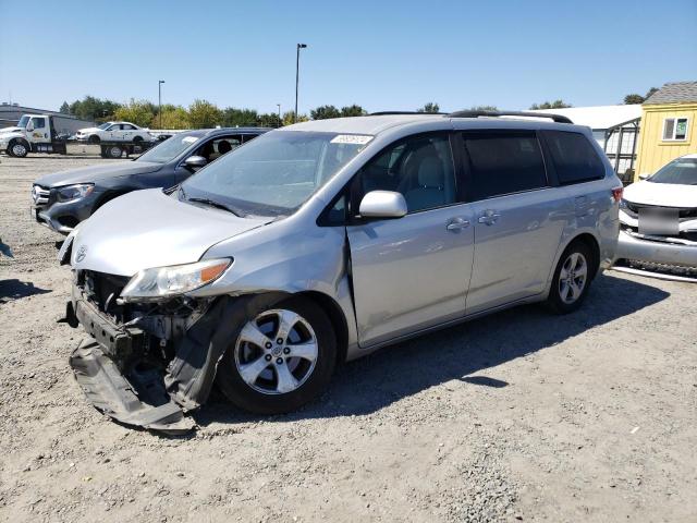 TOYOTA SIENNA LE 2015 5tdkk3dc6fs686267