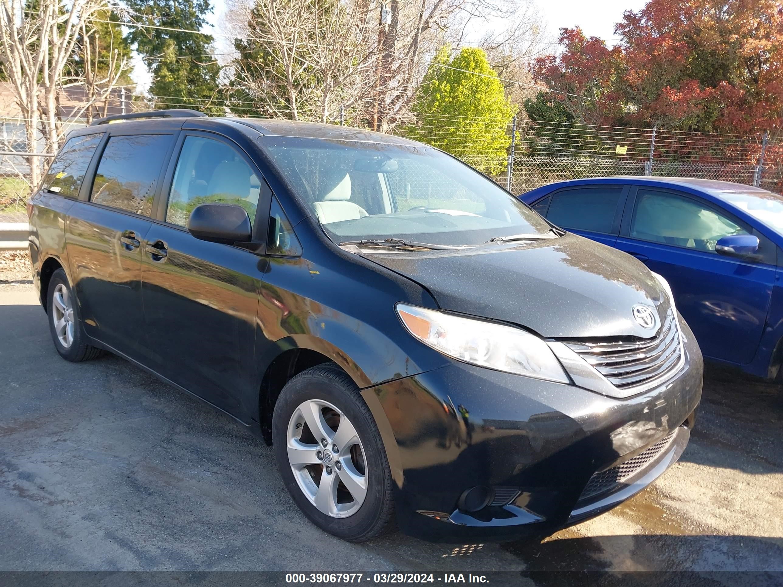 TOYOTA SIENNA 2016 5tdkk3dc6gs706549