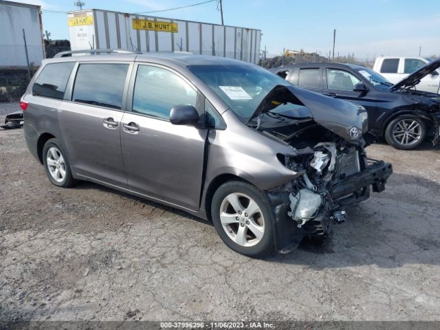 TOYOTA SIENNA 2016 5tdkk3dc6gs737476