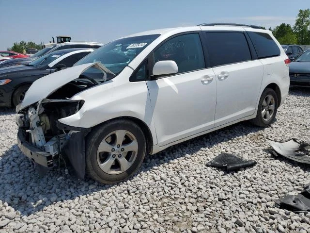 TOYOTA SIENNA LE 2013 5tdkk3dc7ds389067