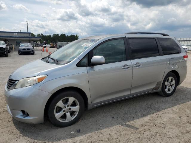 TOYOTA SIENNA LE 2011 5tdkk3dc8bs066675