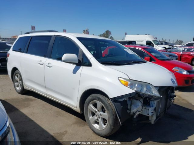 TOYOTA SIENNA 2016 5tdkk3dc8gs731078