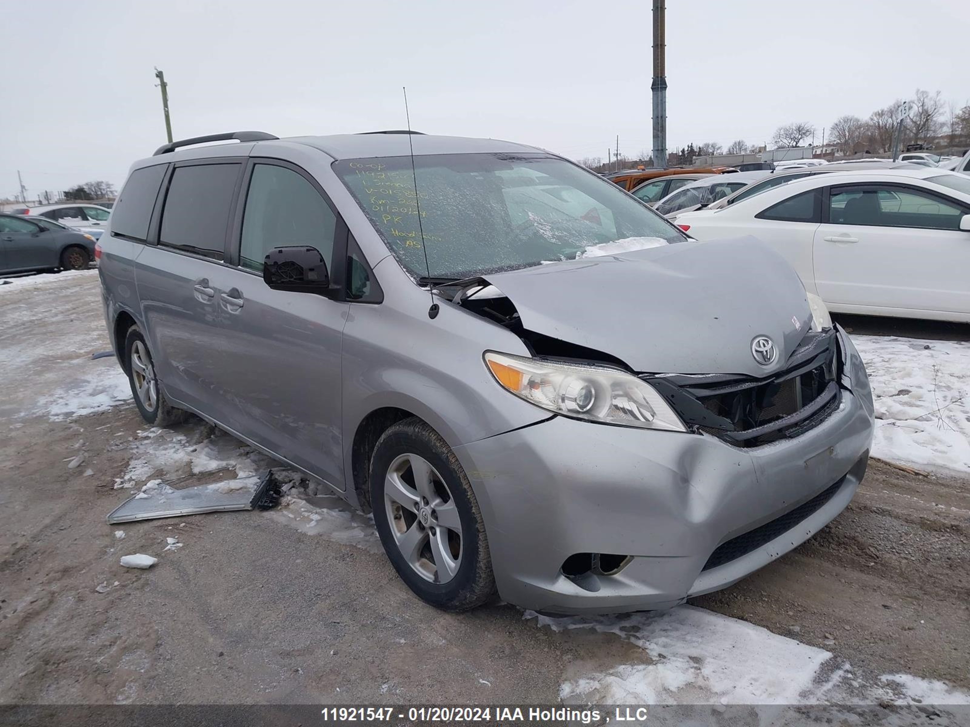 TOYOTA SIENNA 2011 5tdkk3dc9bs015850